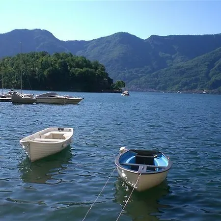 Imelde Sul Lago Меццегра