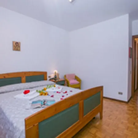 Апартаменты Imelde Sul Lago Меццегра